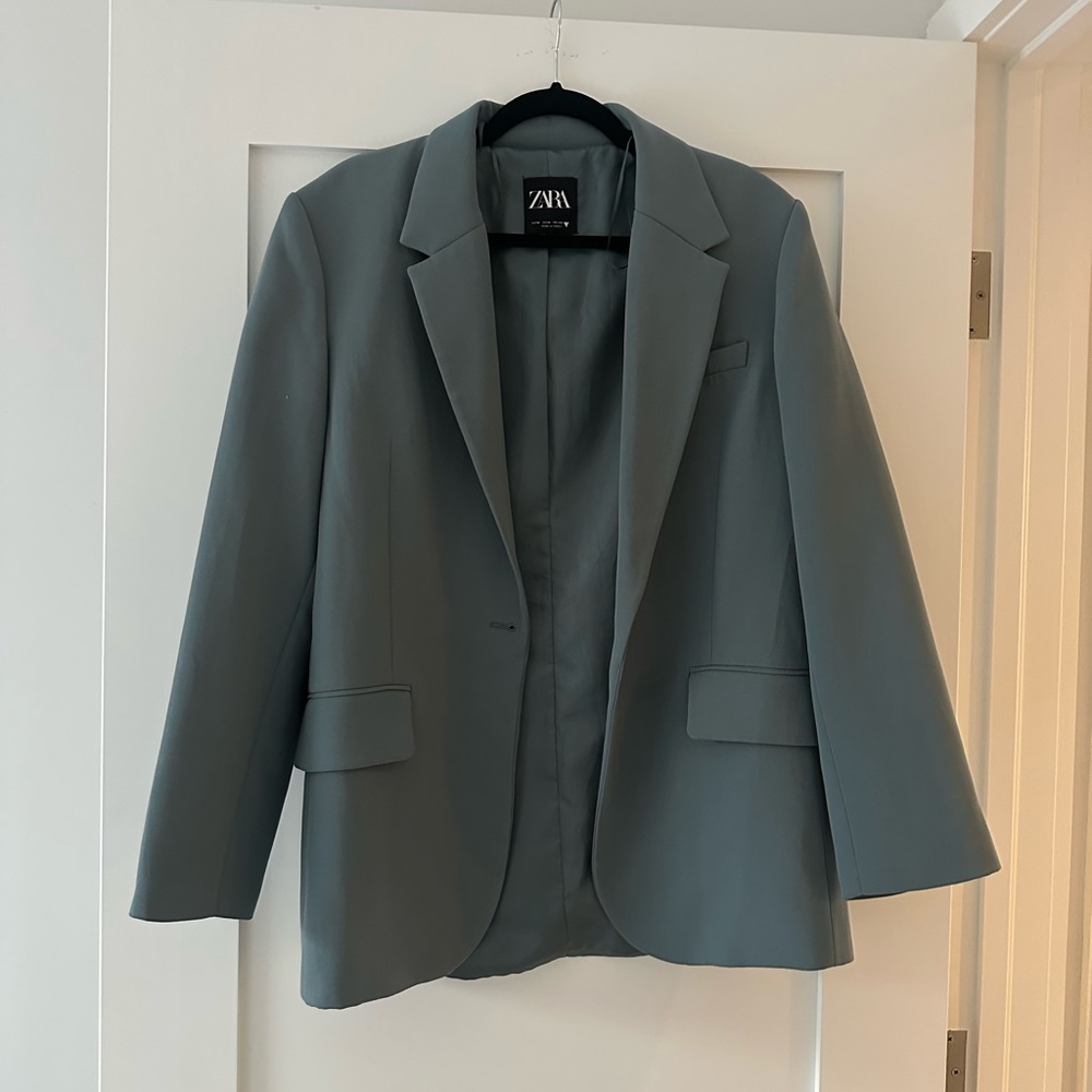 Grey/blue blazer from Zara, Size M